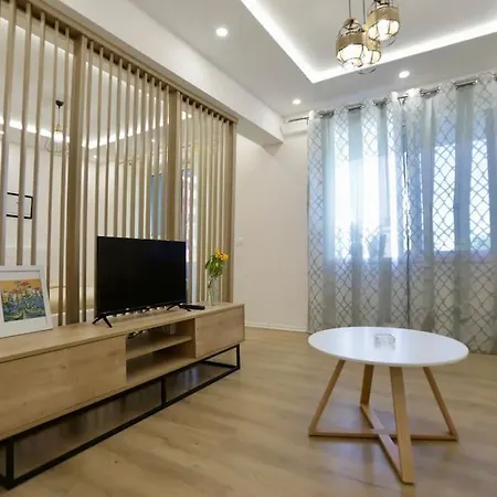 Helianthus, By Bloom Apartments In Central Tirana Exterior photo