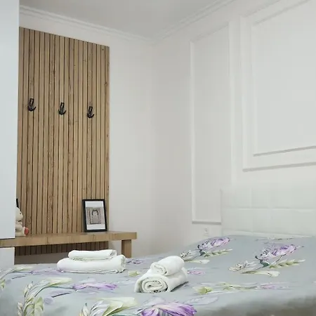 Helianthus, By Bloom Apartments In Central Tirana Exteriér fotografie