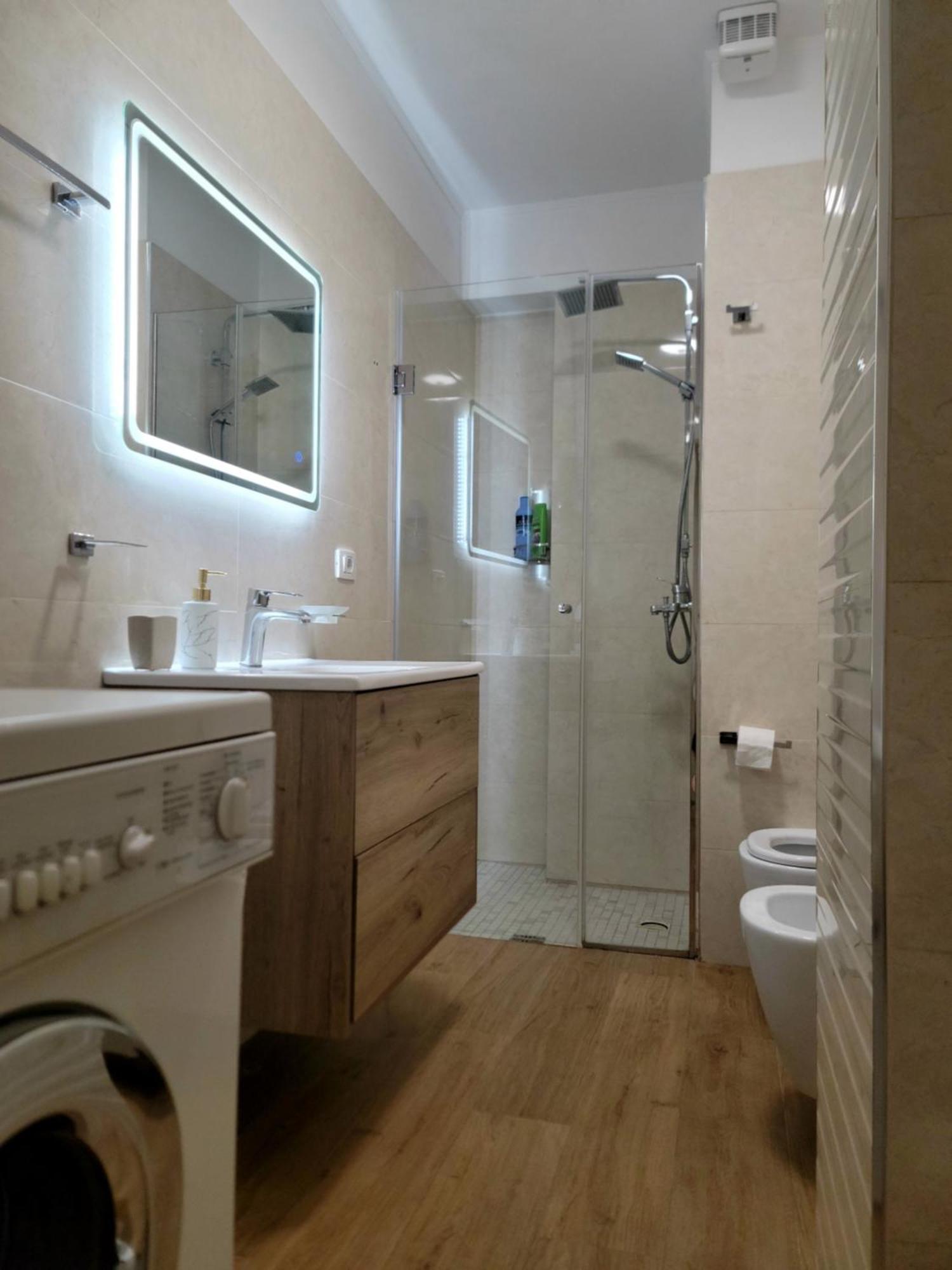 Helianthus, By Bloom Apartments In Central Tirana *